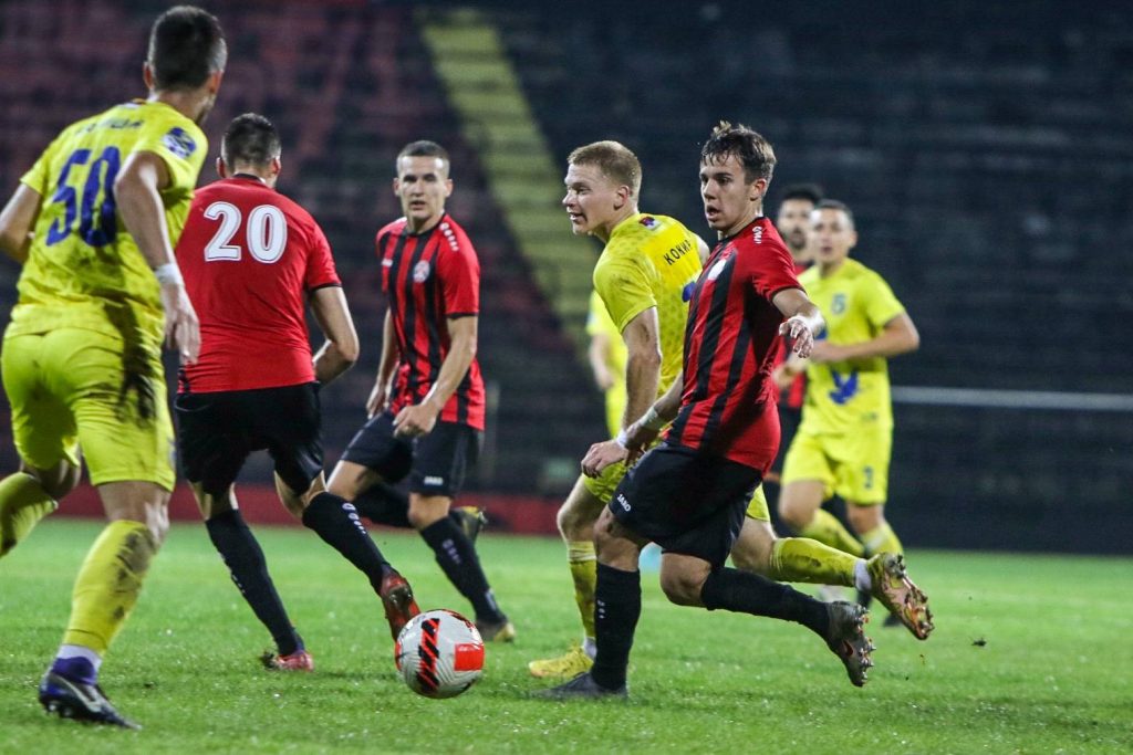 PRVA LIGA „Traktoristi“ preorali i Milanovac, Sloboda očerupala „kanarince“, Loznica nastavila seriju pobeda
