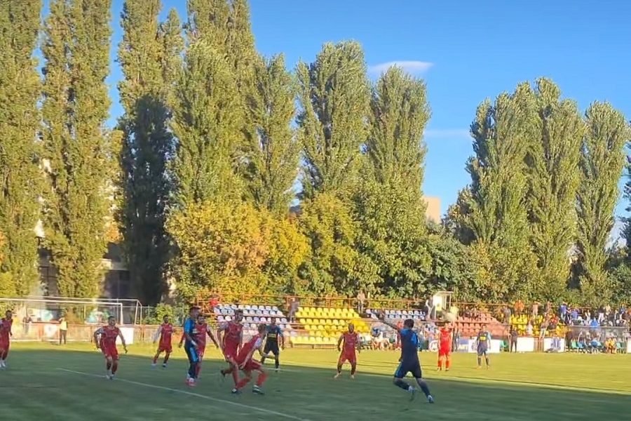 SRPSKA LIGA BEOGRAD Gužva na vrhu! „Romantičari“ hvataju ritam, Zemun ubedljiv u Obrenovcu