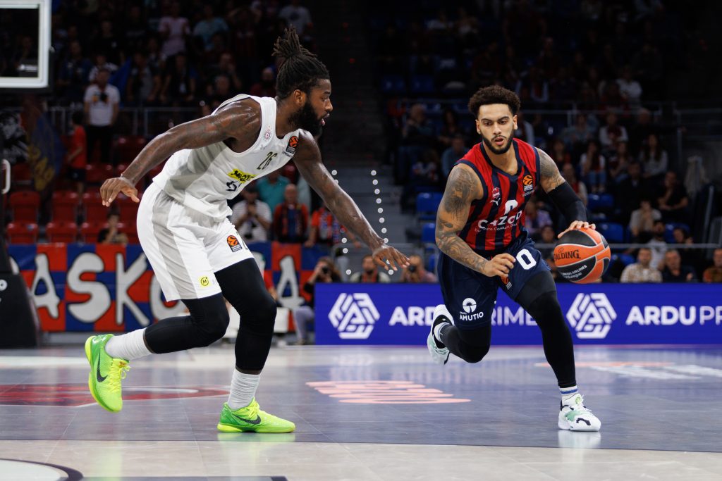 NESTVARNO ŠTA JE PRIMIO PARTIZAN Produžetak u Vitoriji! Amerikanac pogodio sa zvukom sirene (VIDEO)