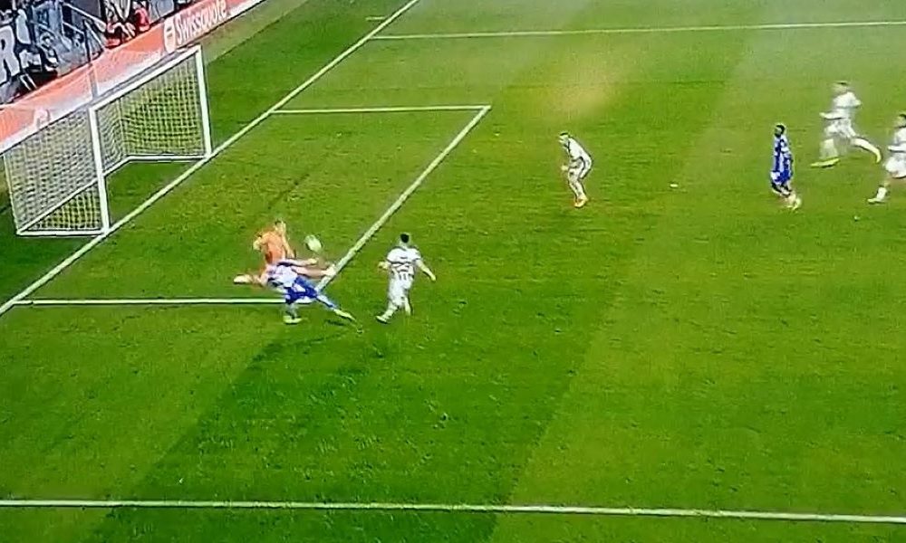 NEVEROVATNO Mitrovićev sprinterski trk i gol poništila loša odbrana prekida (VIDEO)
