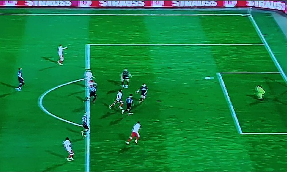 MAGIJAAAA! Evrogol Kataija, Zvezda vodi 1:0! Sve poništio Bakasetas dva minuta kasnije spletom nesrećnih okolnosti (VIDEO)