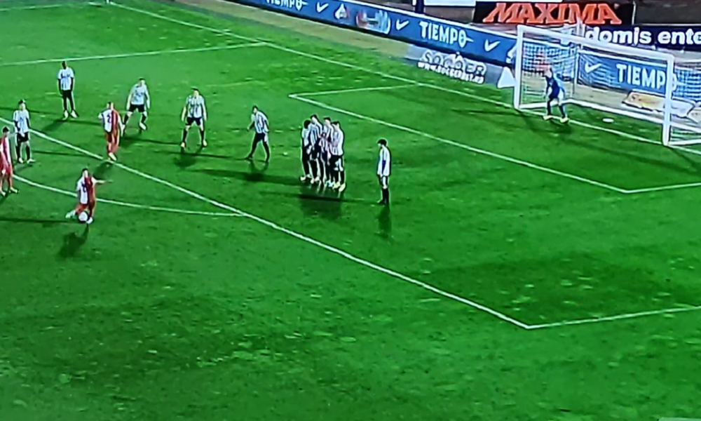 MAJSTORSKI Kratak zalet i golčina Nikolića iz slobodnjaka za 3:1! Baždar povisio na 4:1! (VIDEO)