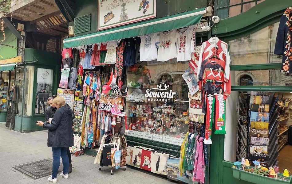MAXBET SPORT U BUDIMPEŠTI Srbija i Mađarska sušte suprotnosti… Nacionalno pre klupskog (FOTO)