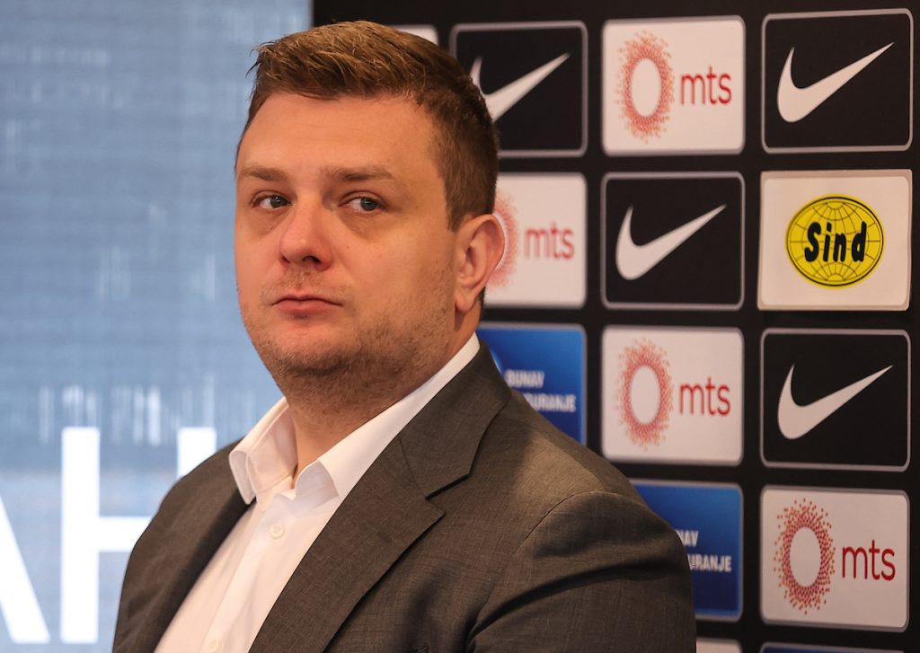 OTVORENO Vazura: Spreman sam da odem, ako… Petrić radi neverovatan posao
