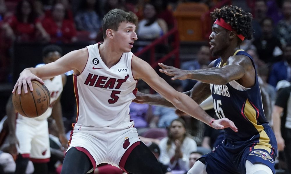UBEDLJIV PORAZ MAJAMIJA Pelikansi slavili na Floridi, zapažena minutaža Jovića (VIDEO)