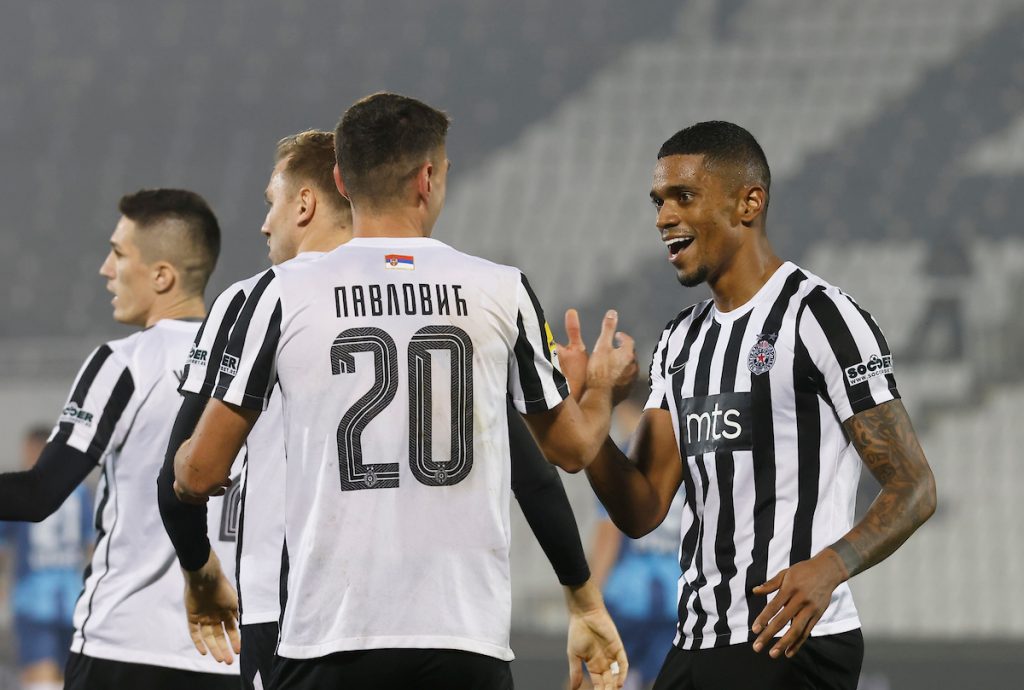 SAZNAJEMO – PARTIZAN PRAVI TIM ZA LIGU ŠAMPIONA Srpski reprezentativac na meti „parnog valjka“ (FOTO)