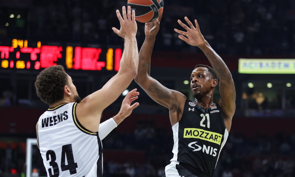 TAKO JE VEĆ BOLJE Partizan ponizio Virtus u ludilu Arene! Prva pobeda u Evroligi posle 3.121 dan