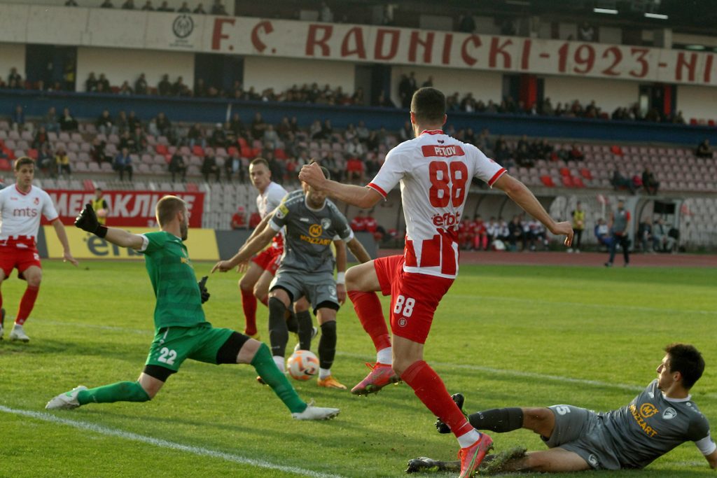 SLS Radničkom prijala Ivanjica, Lalatovićev tim slavio