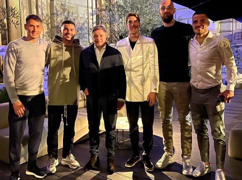 DRUŽENJE POSLE DERBIJA Piksi izveo „orlove“ na večeru u Torinu (FOTO)