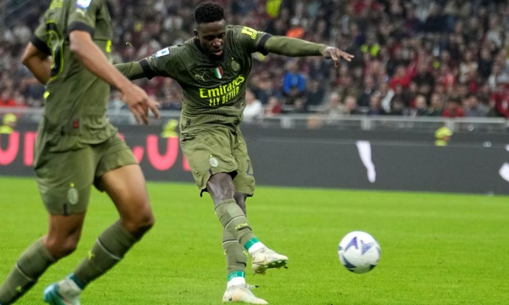 Milan razmontirao Berluskonijev tim, nastavlja jurnjavu za Napolijem (VIDEO)