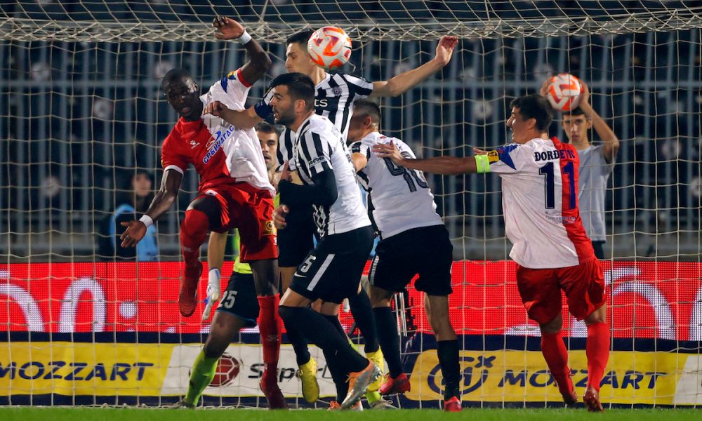 SUMRAK VOJVODINE Partizan vodi 2:0, a Jeličić za četiri minuta dobio dva žuta kartona (VIDEO)