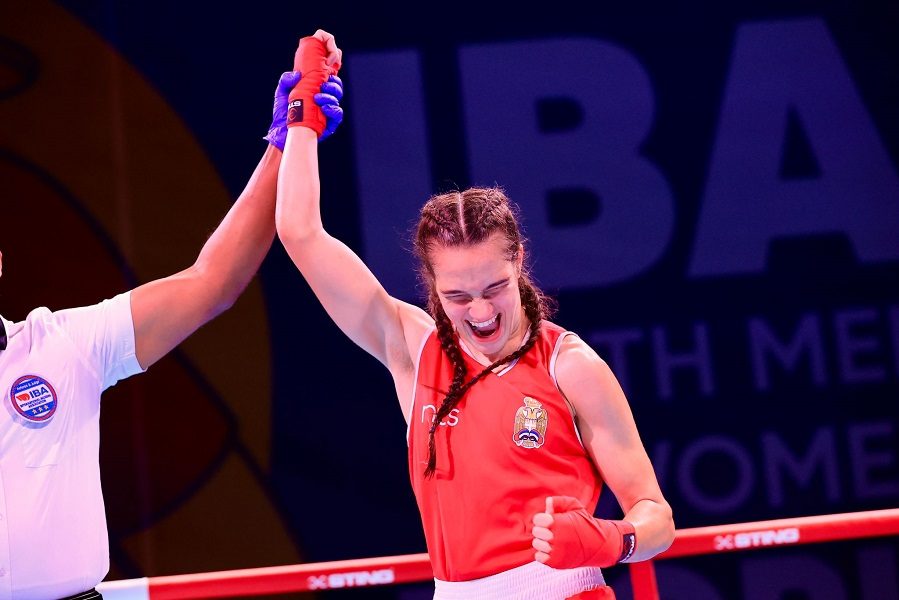 Sara Ćirković omladinska šampionka sveta u boksu!