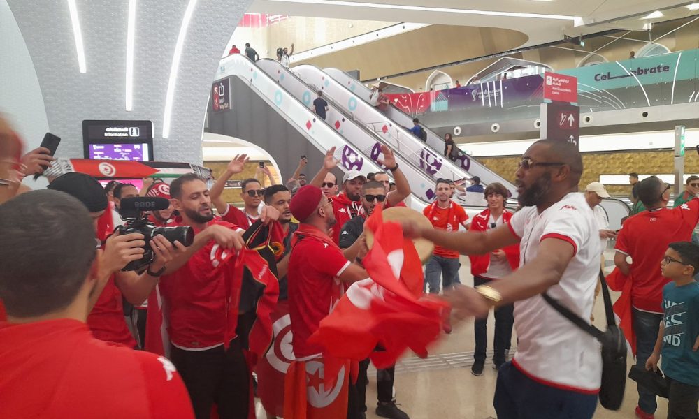 ZA NJIH SPEKTAKL POČINJE Tunižani „okupirali“ metro stanicu u Dohi, kreću na megdan sa Dancima (VIDEO)