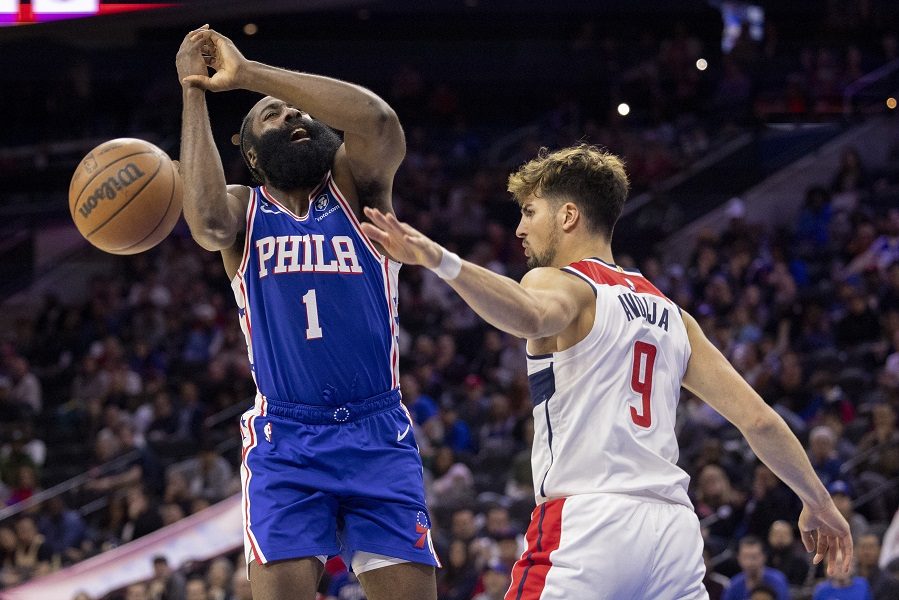 PROBLEM ZA FILADELFIJU Harden mesec dana van terena