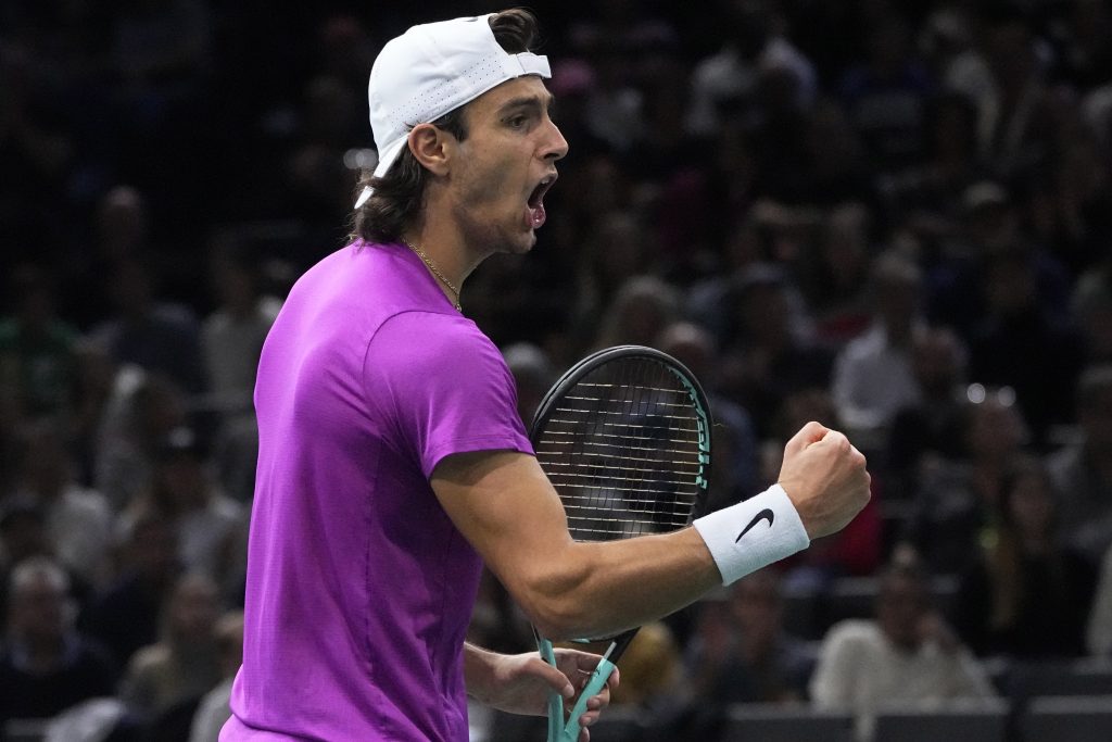 ATP PARIZ Đoković saznao ime potencijalnog rivala! Protiv njega je priredio jedan od najvećih preokreta