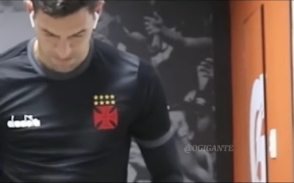 KAKAV NESREĆNIK! Bio deo reprezentacije na sedam velikih takmičenja i nije igrao ni minut!