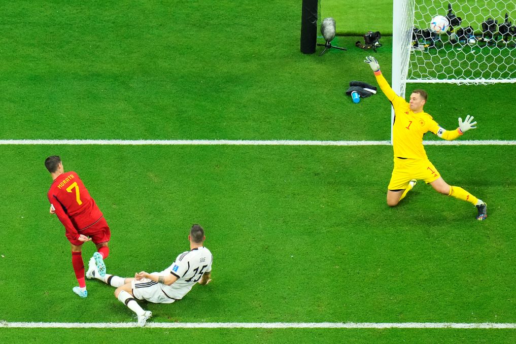 DERBI „TEŠKAŠA“ Nemci bili pred ambisom, rezervista im u duelu sa „crvenom furijom“ sačuvao nadu (VIDEO)