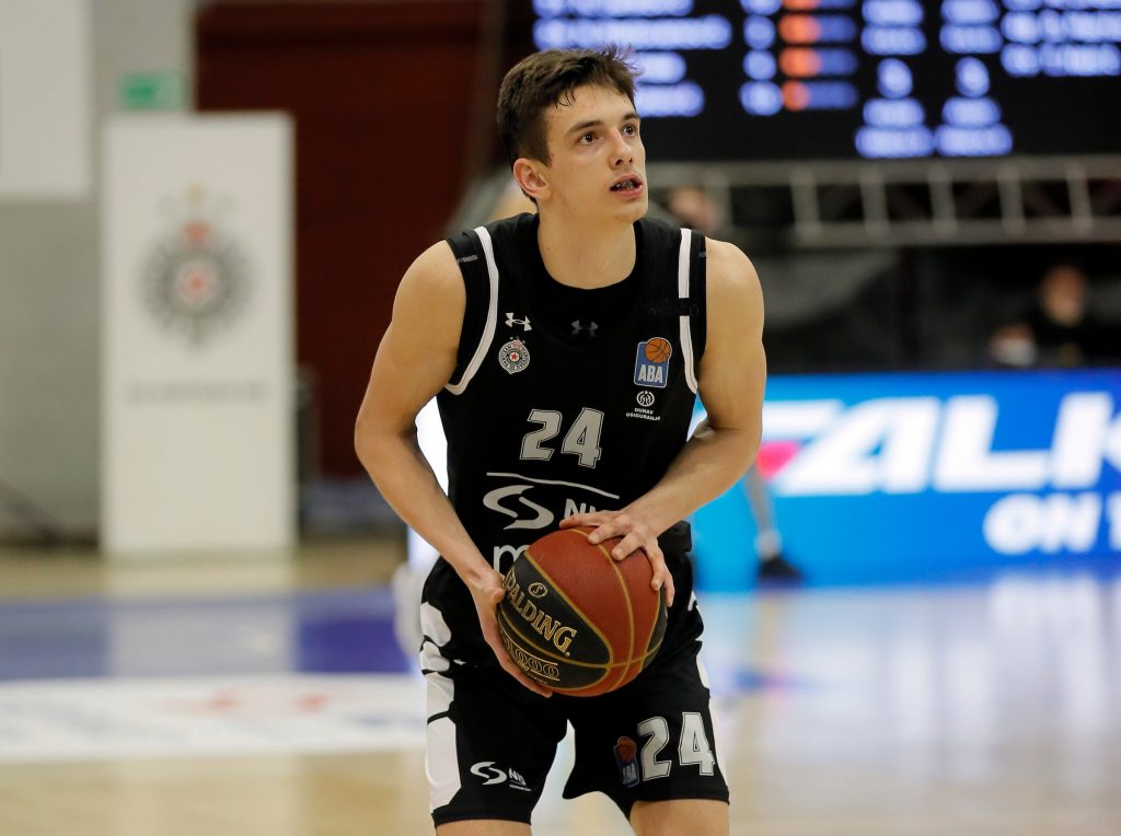 PARTIZANOV IGRAČ PROMENIO KLUB Svojevremeno oduševio, pa se izgubio! Nova prilika za mlado krilo