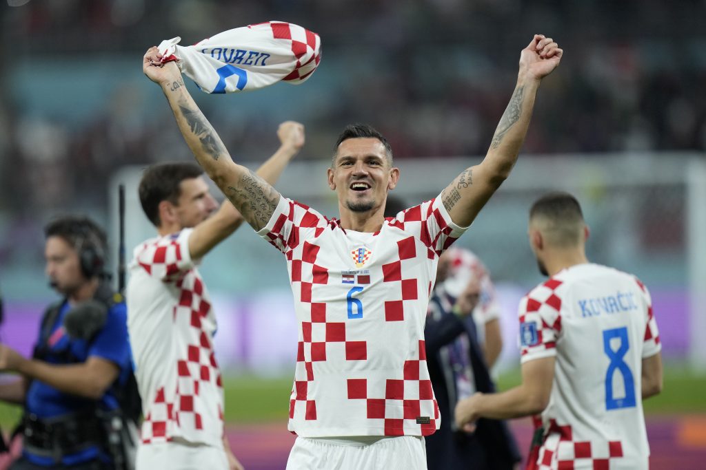 DINAMO UZVRAĆA UDARAC Legendarni reprezentativac Hrvatske na korak do povratka na „Maksimir“ (FOTO)