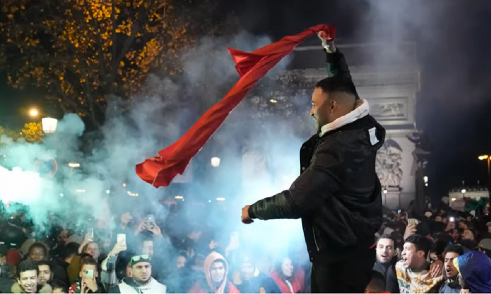 Francuzi „zakucani“ uz TV, Englezi se tešili u pivu, Marokanci privođeni u Parizu