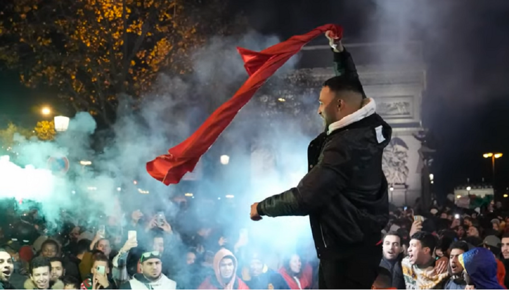 Francuzi „zakucani“ uz TV, Englezi se tešili u pivu, Marokanci privođeni u Parizu
