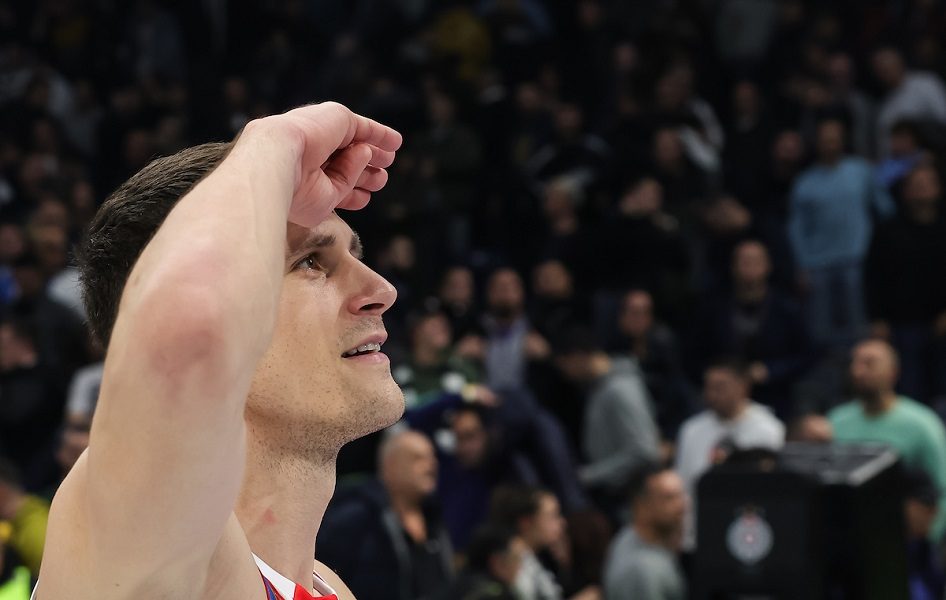 Nedović otvoren: Moram da pohvalim navijače Partizana