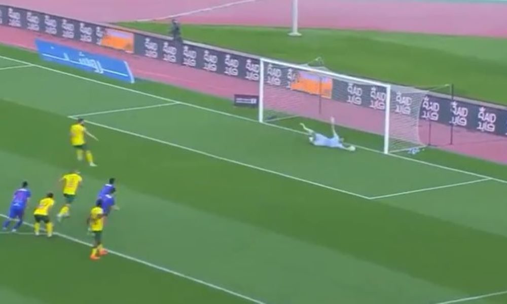 KAO VINO Stojković brani penale i sa 39 godina (VIDEO)
