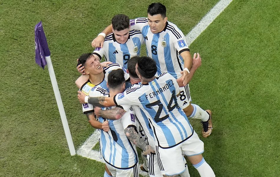 DRAMA! Sekundi i centimetri prvo sprečili Argentinu da dođe do polufinala, ali ne i penali! Mesi udara na Hrvate (VIDEO)