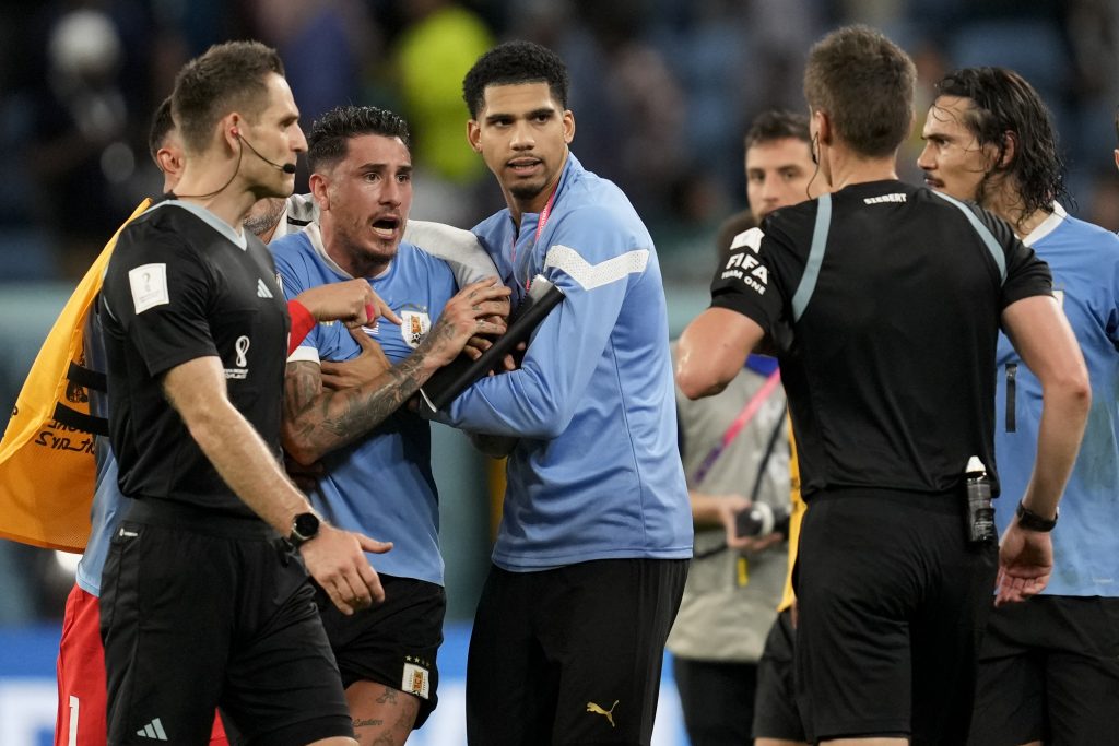 Urugvajca čeka žestoka kazna, nasrnuo na zvaničnika FIFA: Oni su gomila lopova!