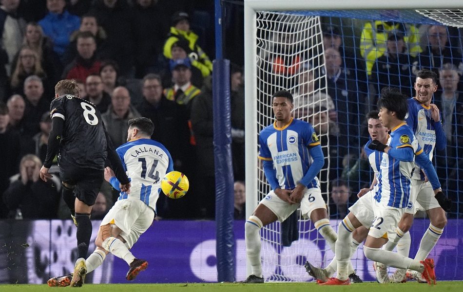 PREMIJER LIGA Strašna sezona „tobdžija“, Arsenal grabi ka tituli (VIDEO)