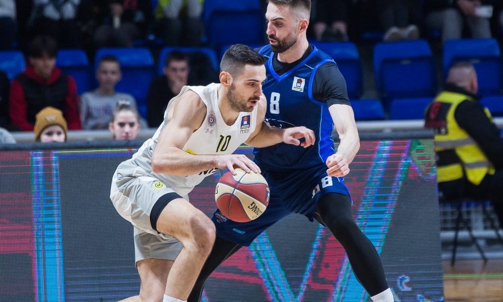 POLUVREME Partizan zabrinuo navijače, pa preokrenuo! Crno-beli sada lakše dišu