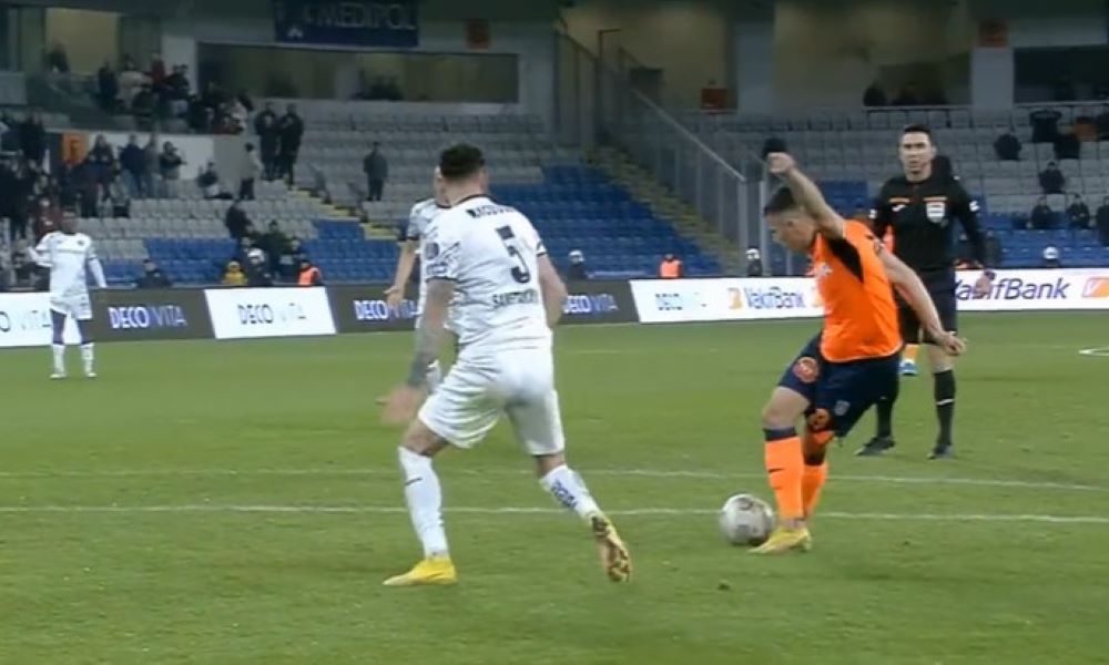 NISI MORAO, SUDIJA Srbin postigao golčinu u Turskoj, ali je poništen (VIDEO)