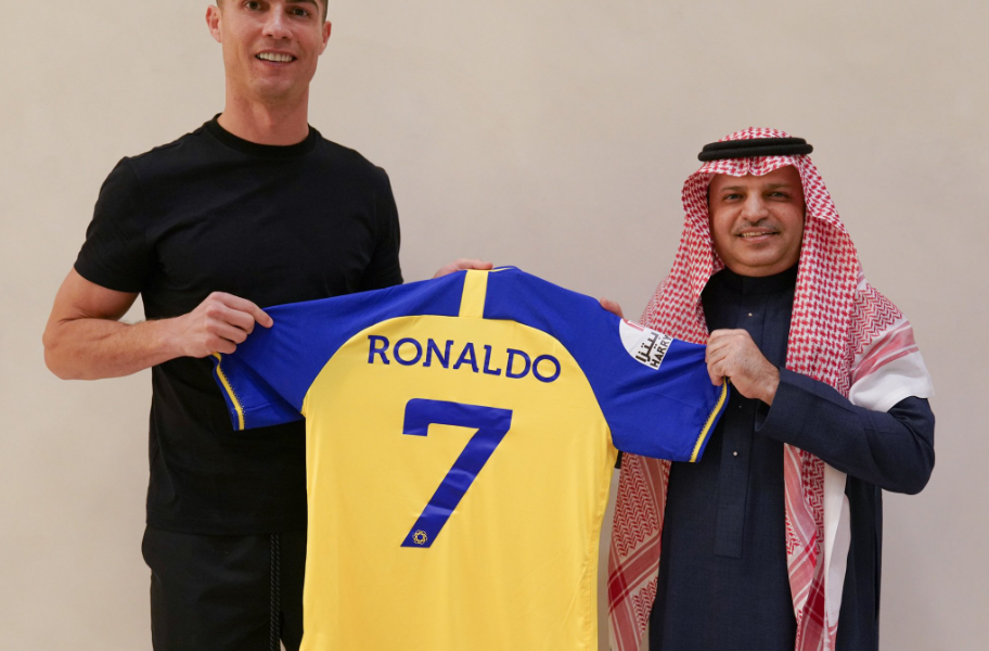 Neće dugo da „pliva“ u parama Al Nasra… Ronaldo se vraća u Englesku?