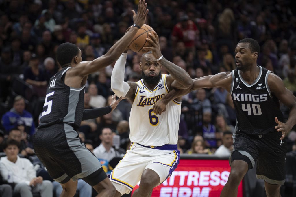 OVO JE TA SEZONA Lebron puca iz svih oružja, postaće najbolji strelac NBA svih vremana! (VIDEO)