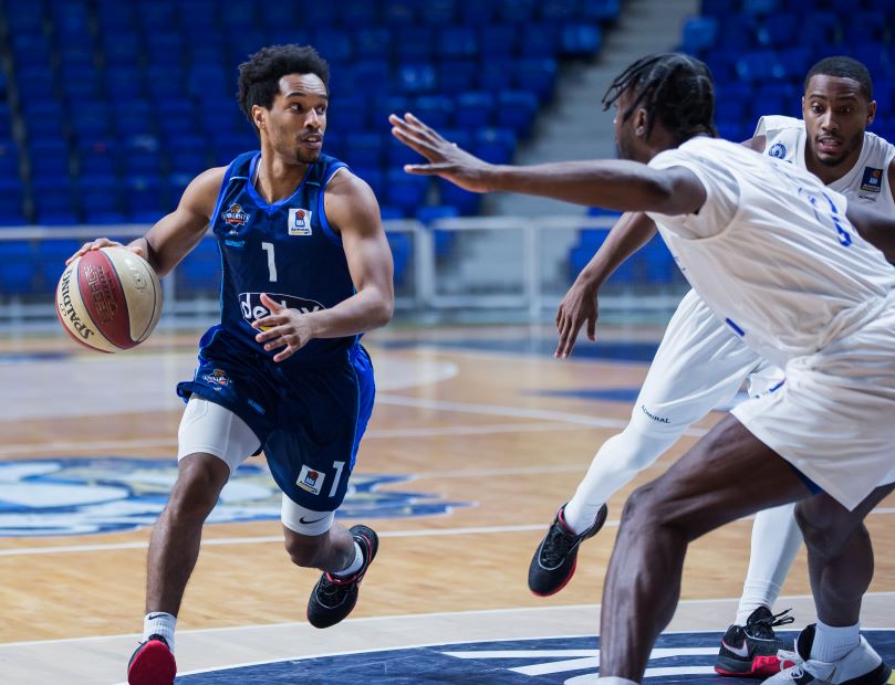 Stotka „studenata“ protiv MZT-a