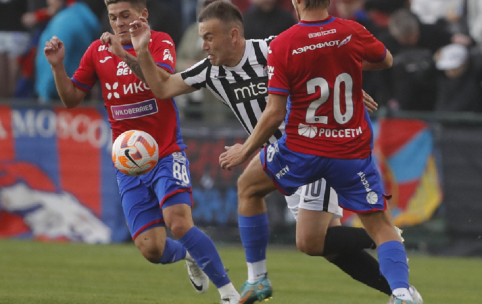 PORAZ NA „GENERALKI“ U bratskom duelu CSKA srušio Partizan (VIDEO)