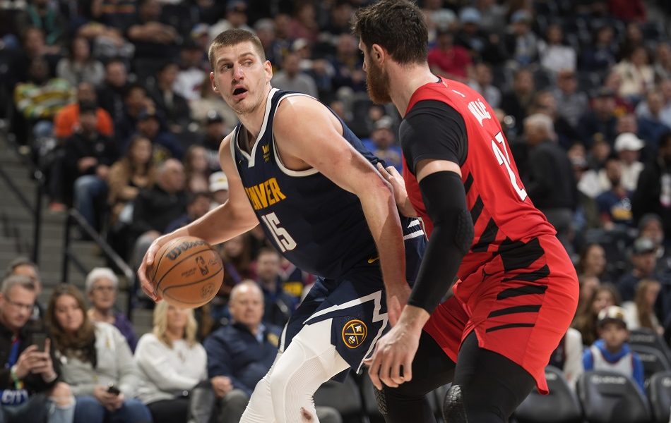 ŠOU DVA ČOVEKA Jokić zasenio Lilarda! Šta pomisli – to uradi… Opet ušao u istoriju NBA
