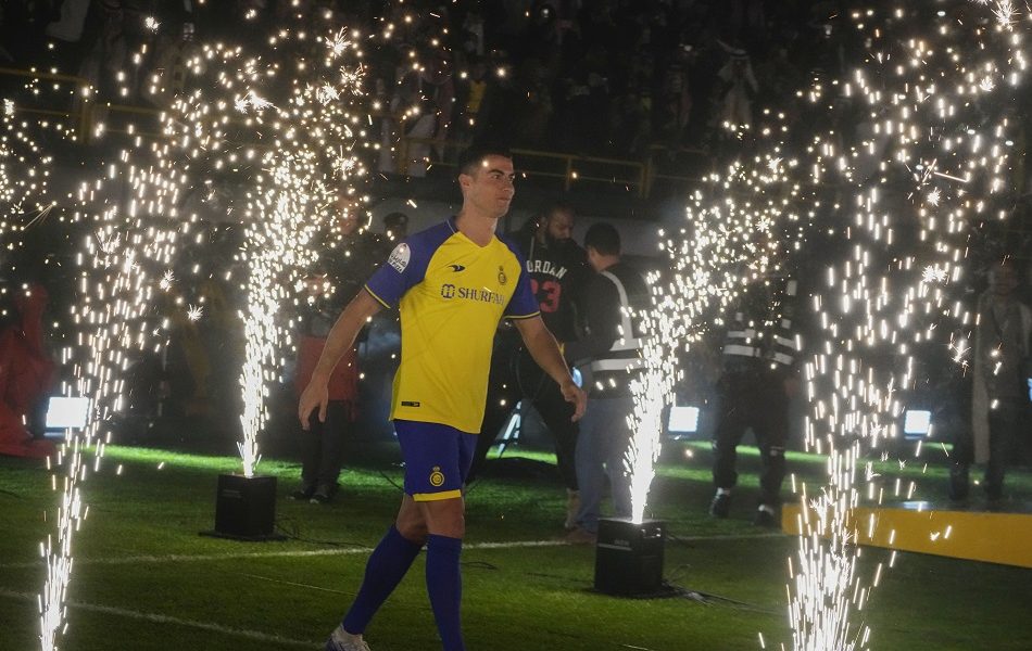 RONALDO SE OBRUKAO NA PREDSTAVLJANJU Zna li za koga je potpisao? Ne da je promašio zemlju, već i kontinent! (VIDEO)