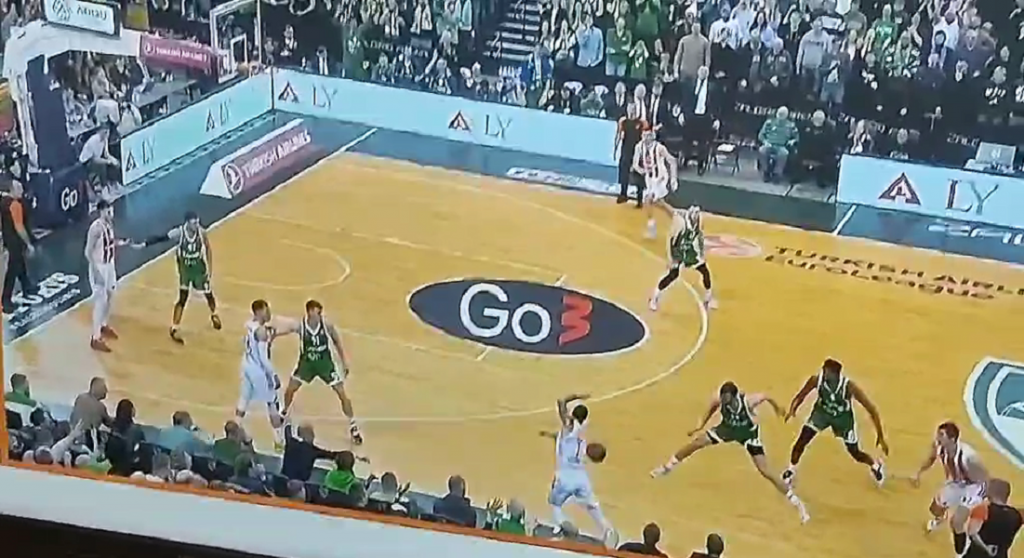 ČETIRI I PO MINUTA IZ PAKLA Nemoć Zvezde je krunisao ovaj neverovatan potez Vildoze (VIDEO)