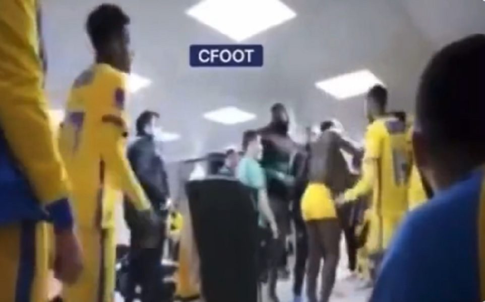 ČIM JE DOŠAO RONALDO, ODMAH FRKA Svađa u svlačionici Al-Nasra, saigrači sprečili tuču (VIDEO)