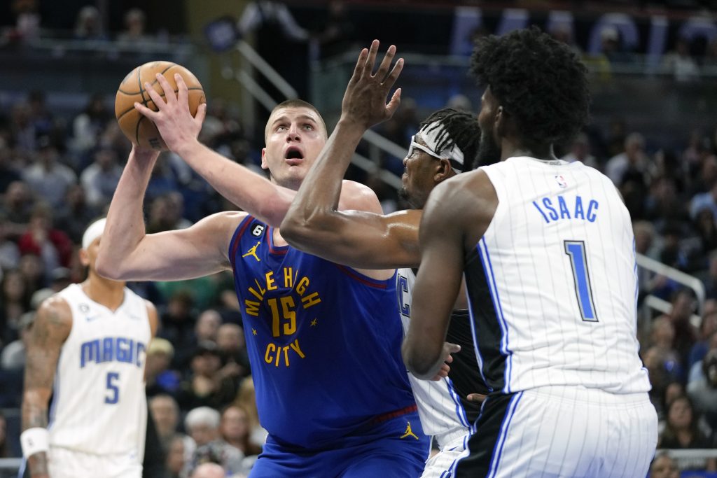 NBA LIGA Jokić standardno sjajan, ali uzalud! Klupa Denvera zakazala… Drugi poraz u tri utakmice (VIDEO)