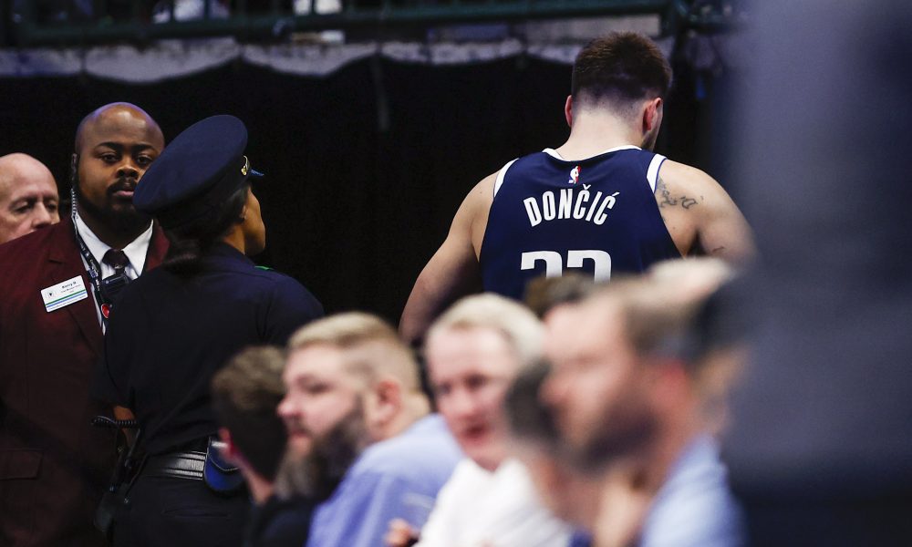 NBA LIGA Dalas prvi put pobedio bez Dončića! Vučevićev dabl-dabl za pobedu protiv „ludog Srbina“ (VIDEO)