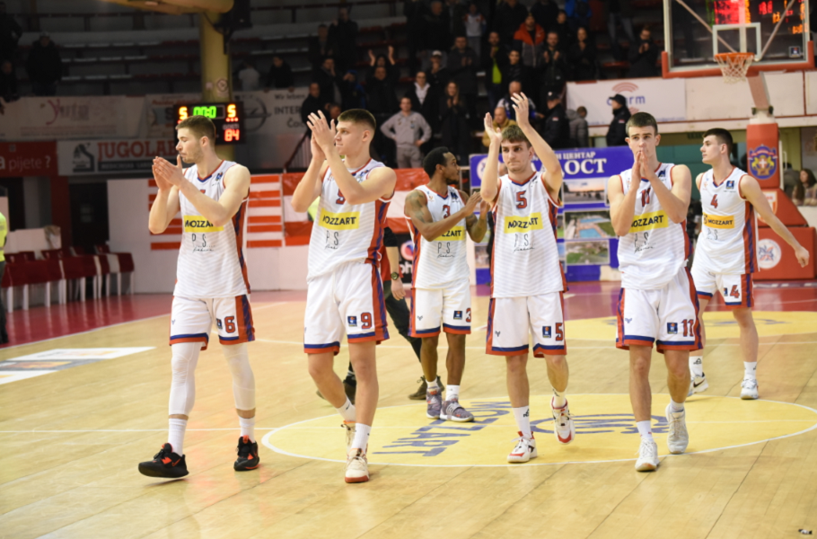 DRAMA U ČAČKU Borac, sa sedam igrača u timu, poveo trojkom tri sekunde pre kraja, ali je Smajlagić doneo pobedu Ciboni