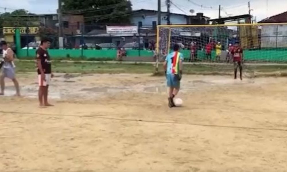 HOROR NA FUDBALSKOJ UTAKMICI Tri igrača ubijena u Brazilu (UZNEMIRUJUĆ VIDEO)