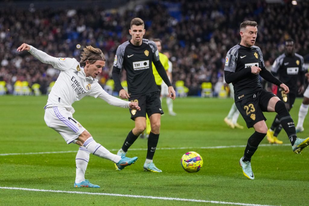 KUVAR „ZAPALIO“ MADRID Svinje nazvane po igračima Reala… U tiganju se „krčkali“ Modrić, Benzema i Kamavinga (VIDEO)