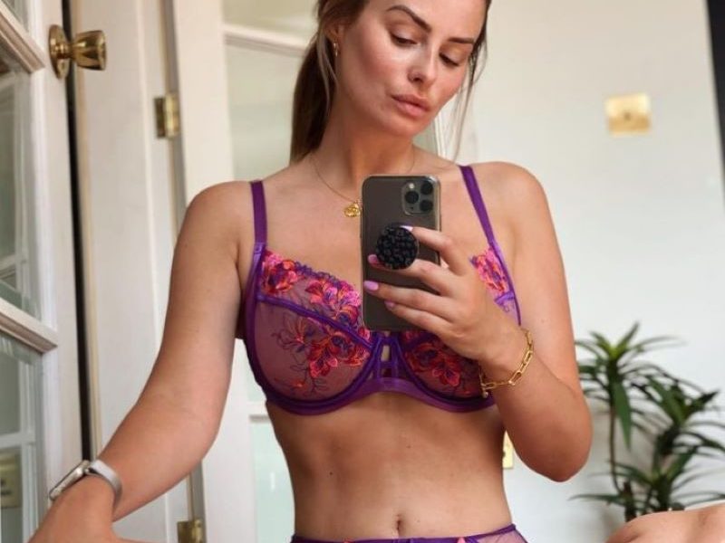 SAMO ZA MUŠKE OČI Ronaldo je opsedao i slao poruke u sitne sate, a ona se sada slikala u donjem vešu (FOTO)
