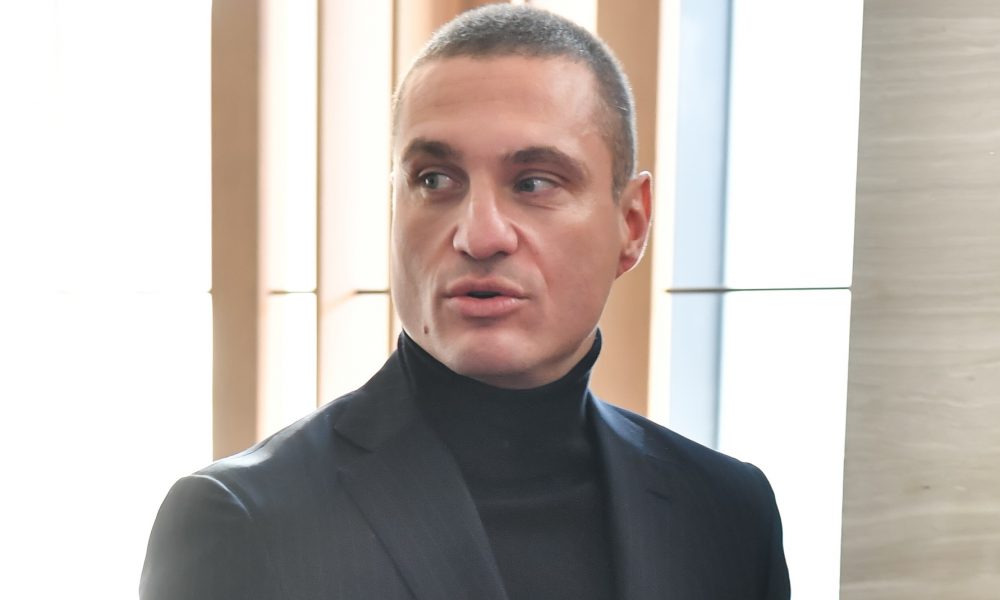 PODRŠKA BIVŠEG SELEKTORA Ko misli dobro srpskom fudbalu zna da je Vidić najbolji kandidat (VIDEO)