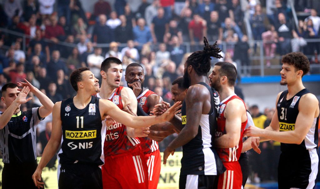 OGLASIO SE KSS Partizan se žalio posle večitog derbija! Evo šta piše u saopštenju (FOTO)