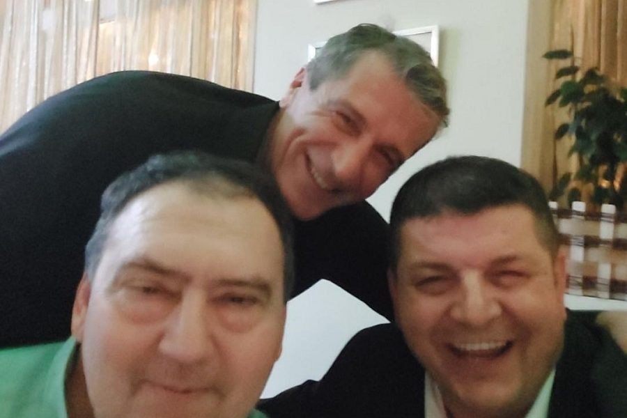 Zlatni srpski košarkaš uz ovu „grobarsku“ pesmu proslavio 50. rođendan (VIDEO)