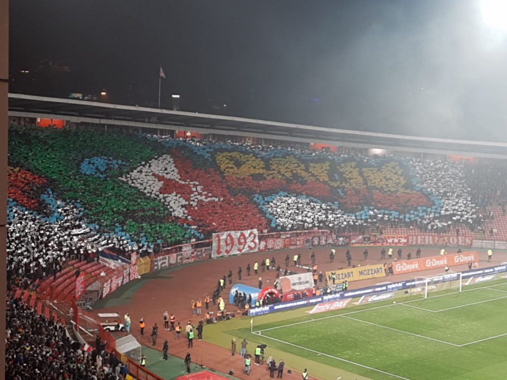 KOREOGRAFIJA IPAK NIJE IZOSTALA „Delije“ na spektakularan način obeležile rođendan „Ultra bojsa“ (VIDEO)